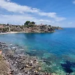 Casa Sulla Baia ブルコリ
